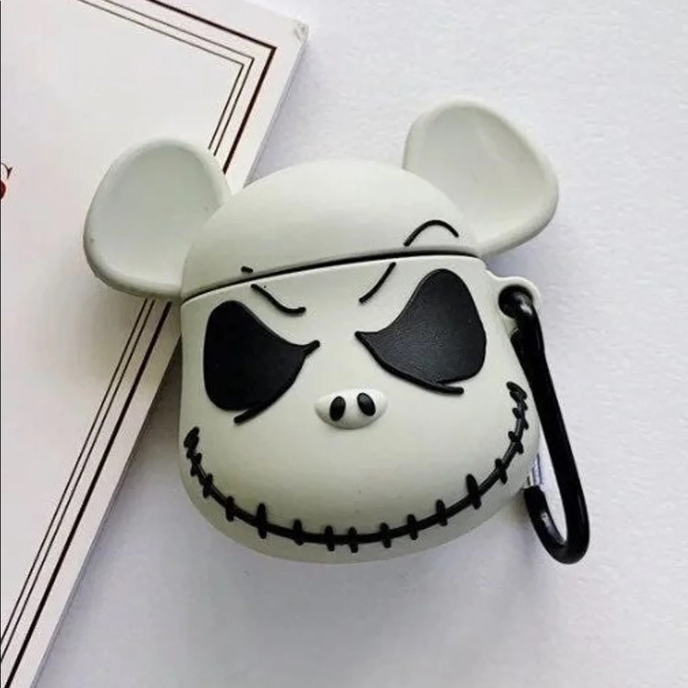 Nightmare Before Christmas Airpod Case 1/2
